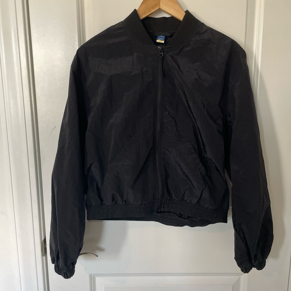 NWOT Old Navy black windbreaker!